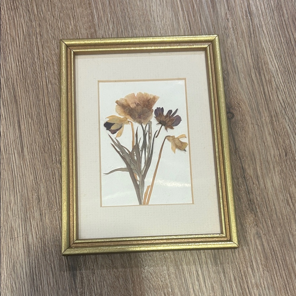 Gold Floral Wall Art Print in Gold Frame